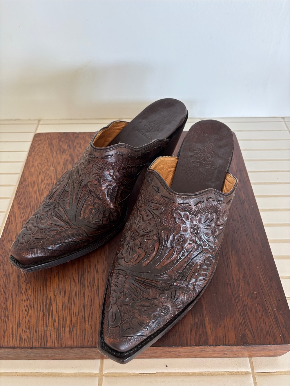 Old Gringo Tooled Leather Mules 9B